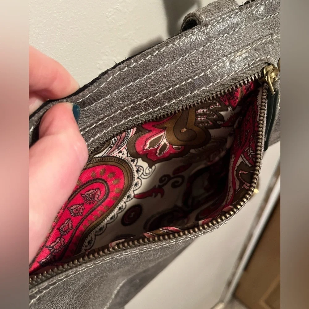 Sophia Visconti Purse Gray Suede And Patent Leather
